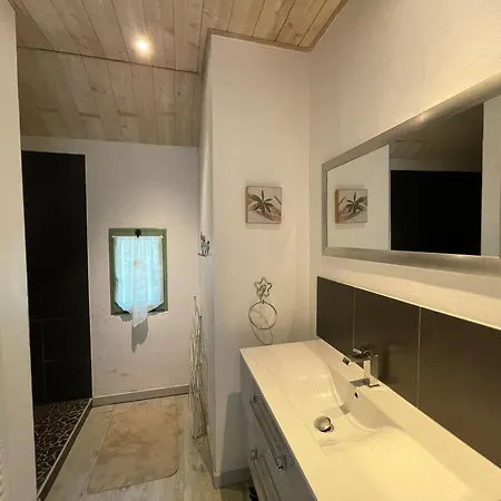 Séjour à la campagne Maison Plain-pied Au Cœur Du Marais Breton, Proche Plages Et Ile D'yeu - Fr-1-426-589 *